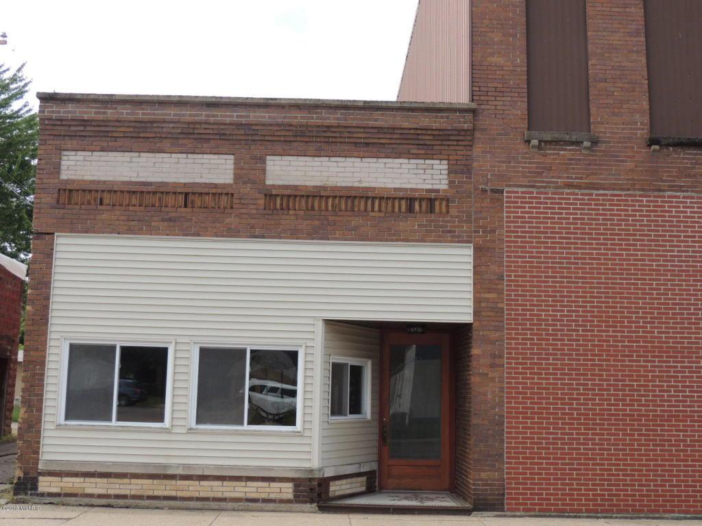 102 East Spring Street - Photo 1