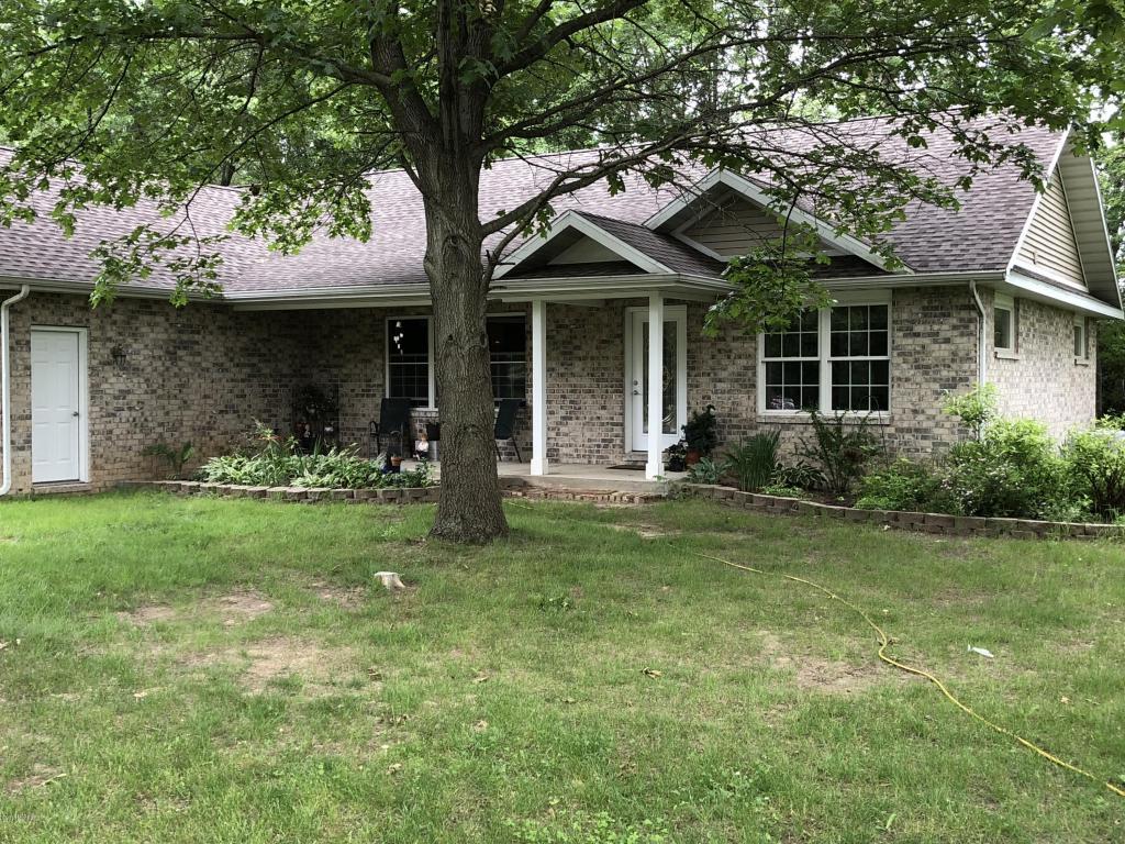 1760 Glenlord Path - Photo 1