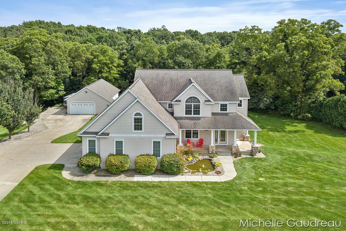 5590 Creekridge Drive - Photo 1