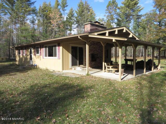 10502 Walnut Avenue - Photo 1