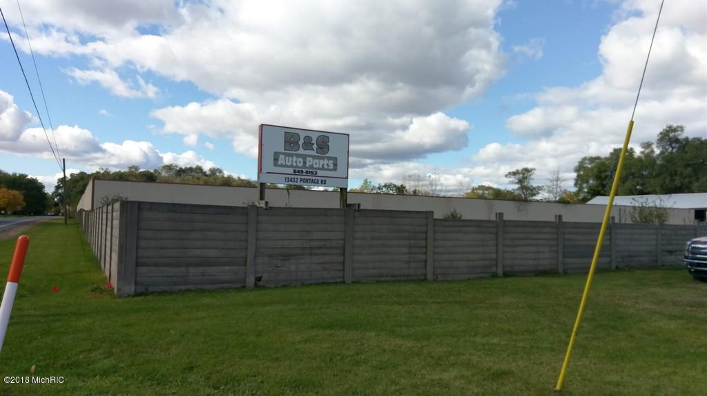 13432 Portage Road - Photo 1