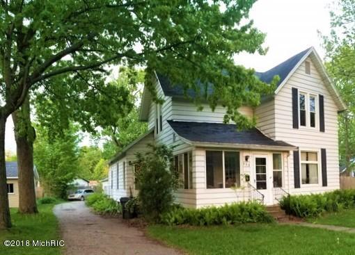 609 Main Street - Photo 1