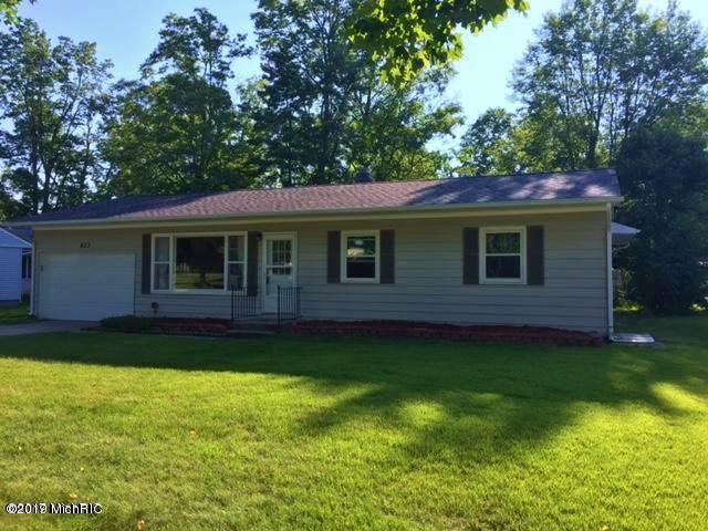 823 Cherry Avenue - Photo 1