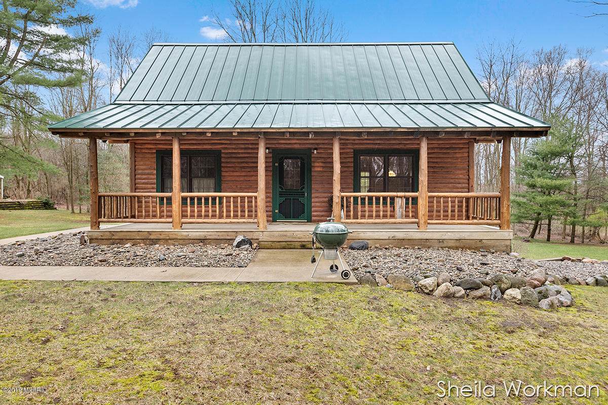765 Bassett Lake Road - Photo 1