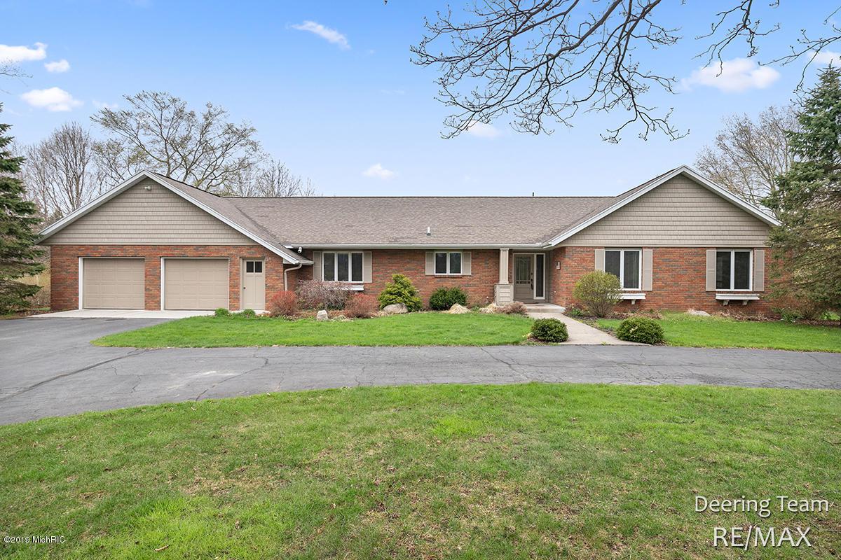 7290 Fox Meadow Drive - Photo 1