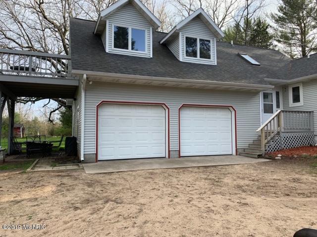 2200 S 32nd Avenue - Photo 1