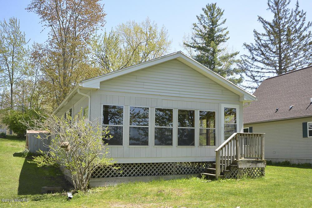 45346 15th Avenue - Photo 1