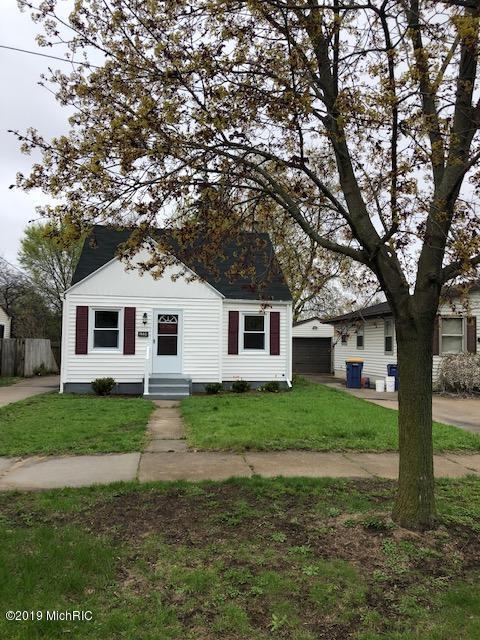 1534 Powers Nw Avenue - Photo 1