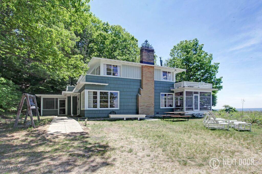 13661 Lakeshore Drive - Photo 1