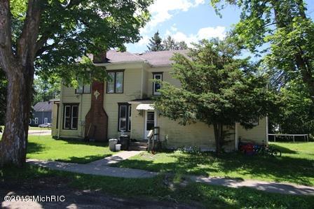 405 Fifth Street - Photo 1