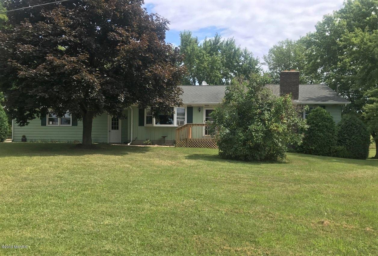 15990 Algoma Avenue - Photo 1