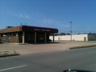 733 Summit Avenue - Photo 1