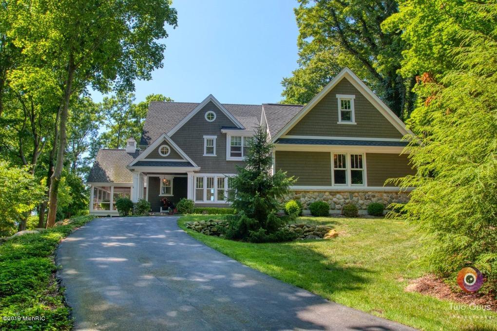 2324 Lakeshore Drive - Photo 1