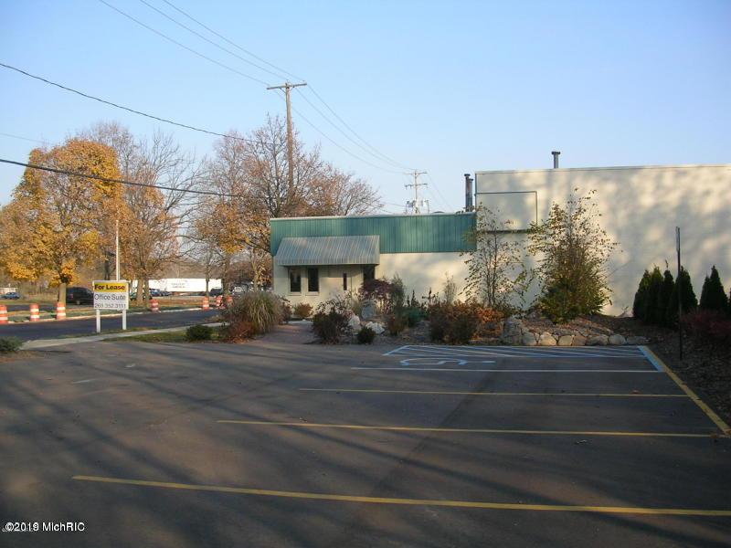 1016 Walnut Street - Photo 1