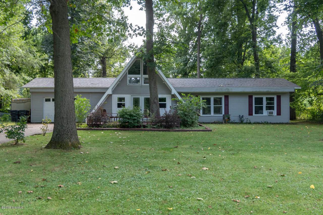 1900 Derfla Drive - Photo 1