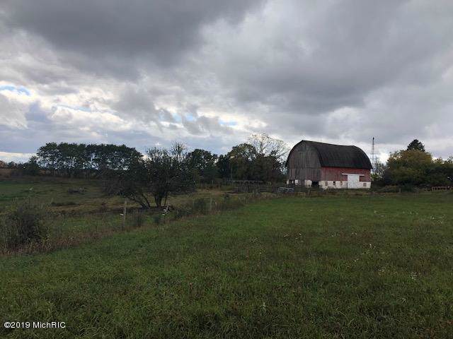 30th Ave And 17 Mile Road - Photo 1