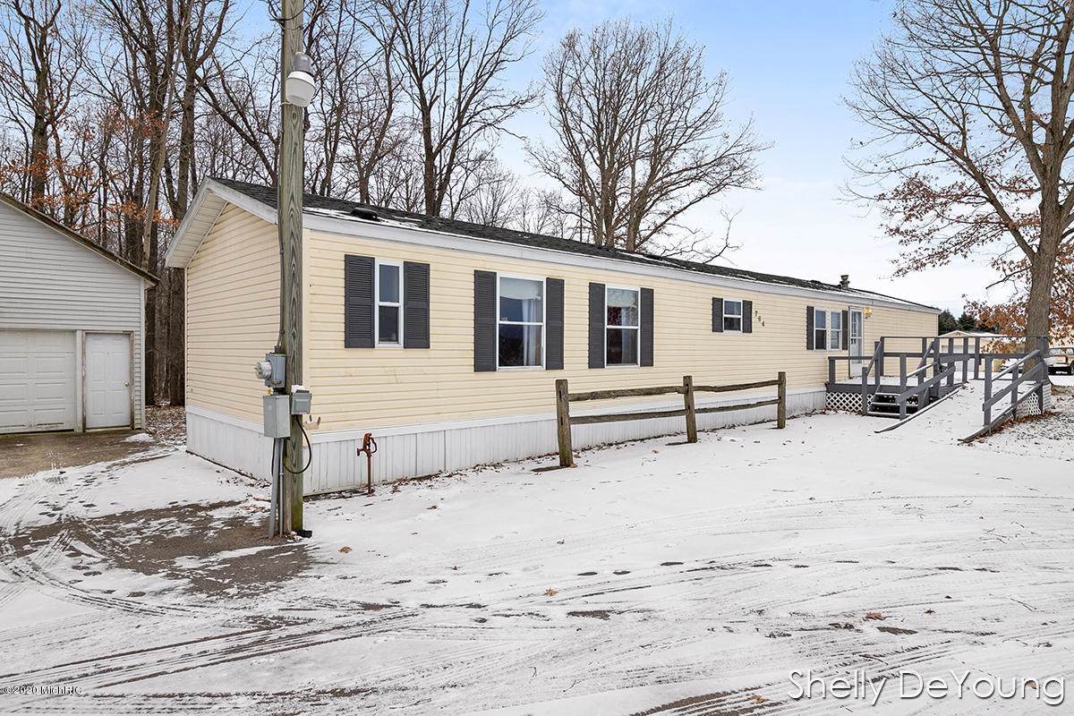 764 Long Lake Road - Photo 1