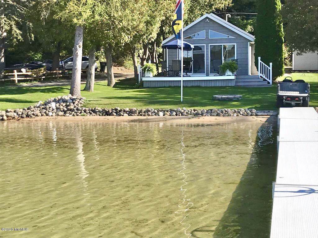 8859 Lake Street - Photo 1