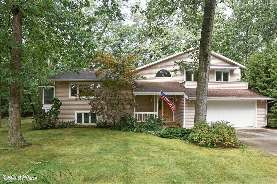 212 Grand Beach Road - Photo 1