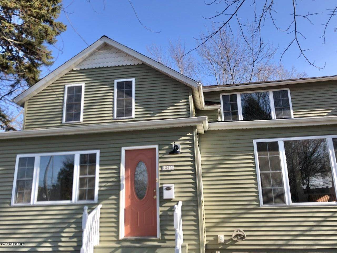 803 Court Street - Photo 1