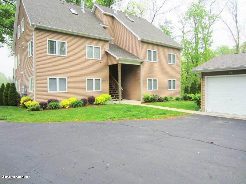 5632 Watervliet Road - Photo 1