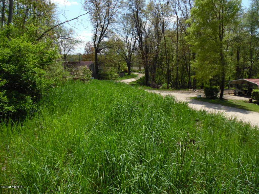 56943 Forest Lane - Photo 1