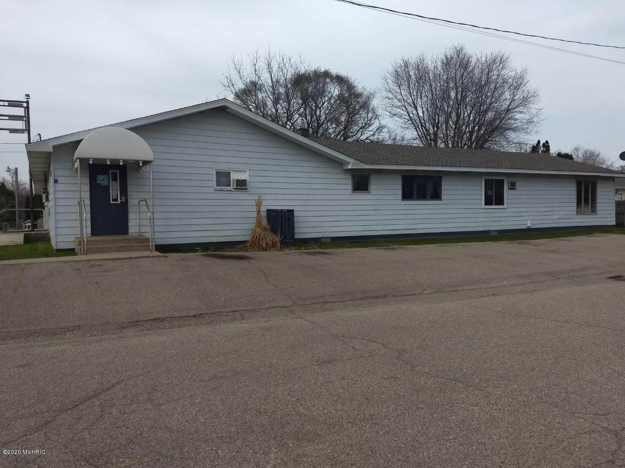 260-270 West Street - Photo 1