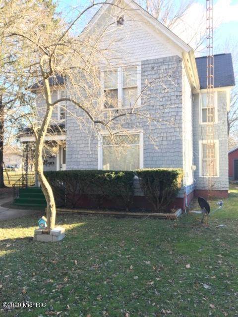 231 Bond Street - Photo 1