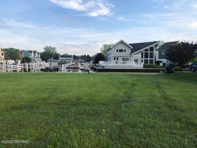 2535 Bay Pointe Drive - Photo 1