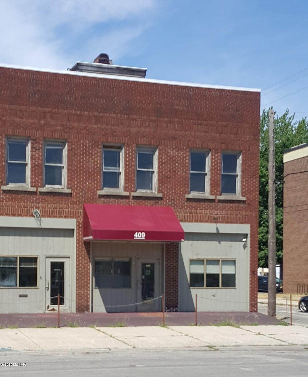 409 Gratiot Avenue - Photo 1