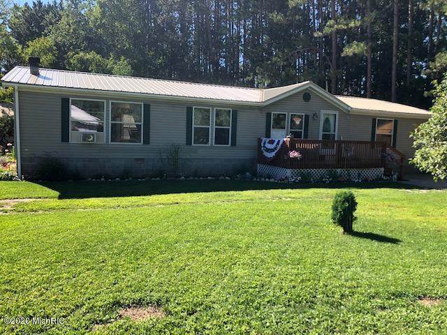 5251 Thunderbird Drive - Photo 1