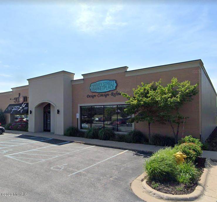 4905 Harvey Street - Photo 1