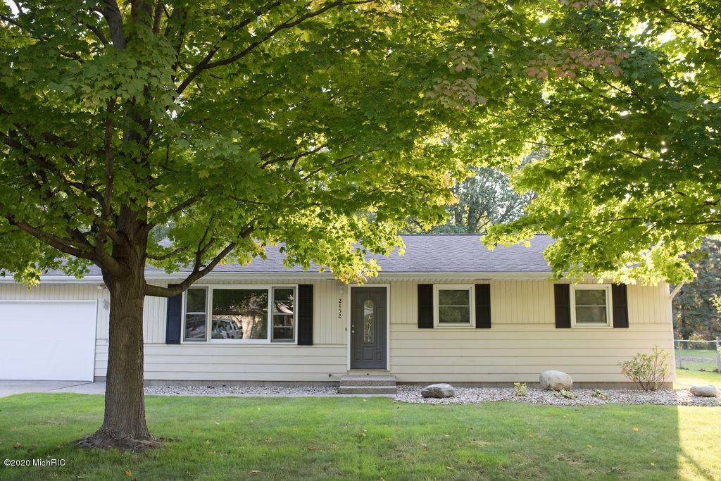 2452 William Avenue - Photo 1