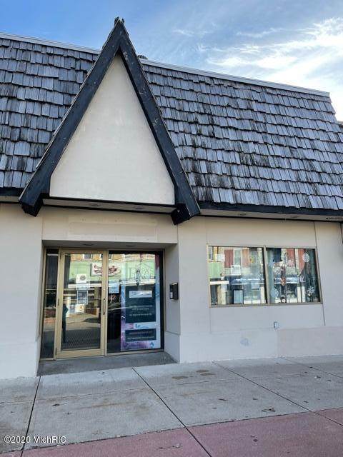 121 Upton Avenue - Photo 1