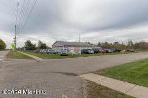452 Lyons Street - Photo 1