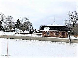 425 Division Street - Photo 1