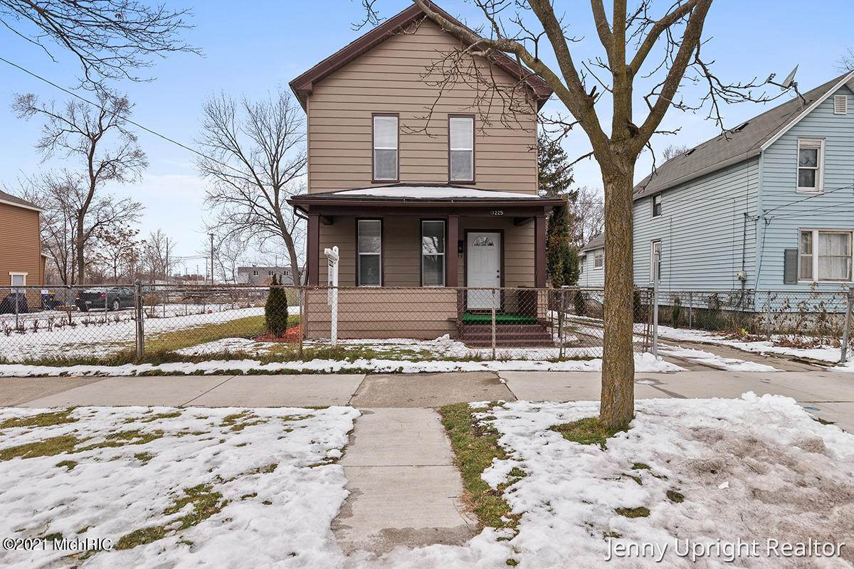 1225 Ionia Avenue - Photo 1