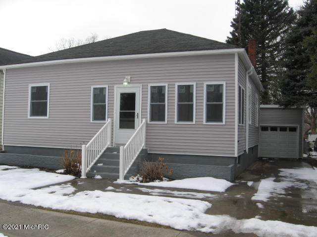 721 Rowe Street - Photo 1
