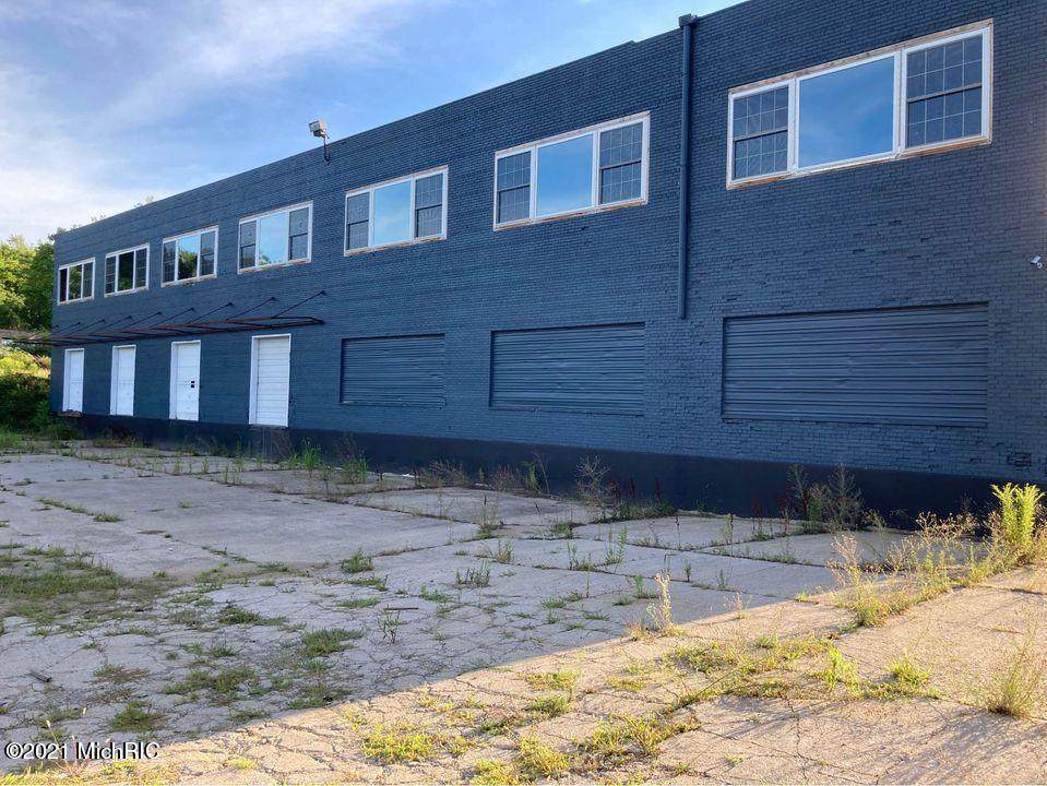38 Kenosha Street - Photo 1