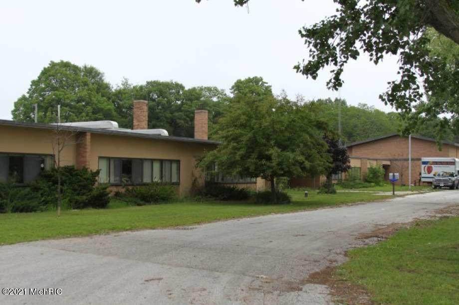 610 Parkdale Avenue - Photo 1