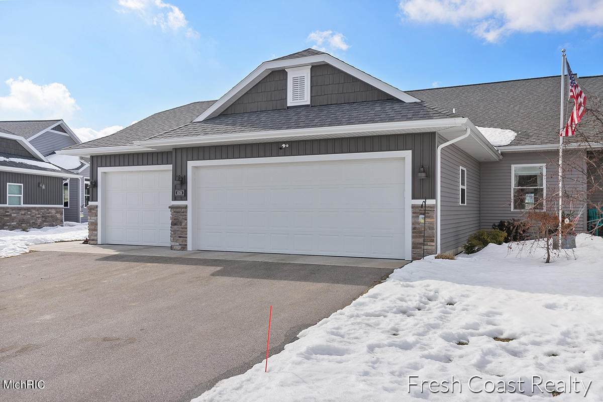8139 Byron Creek Drive - Photo 1