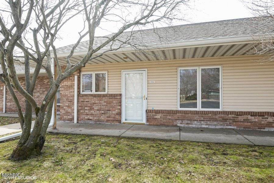 5514 Ivy Drive - Photo 1