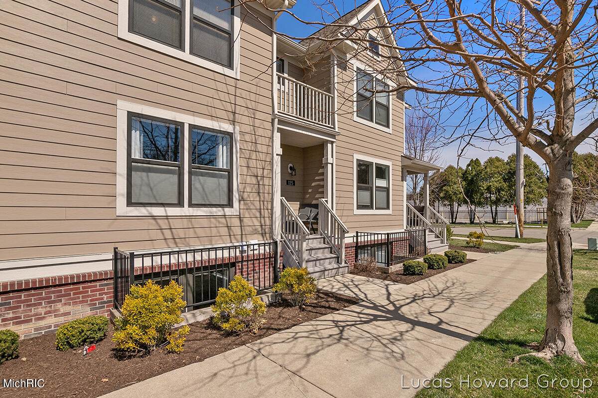 125 Logan Street - Photo 1