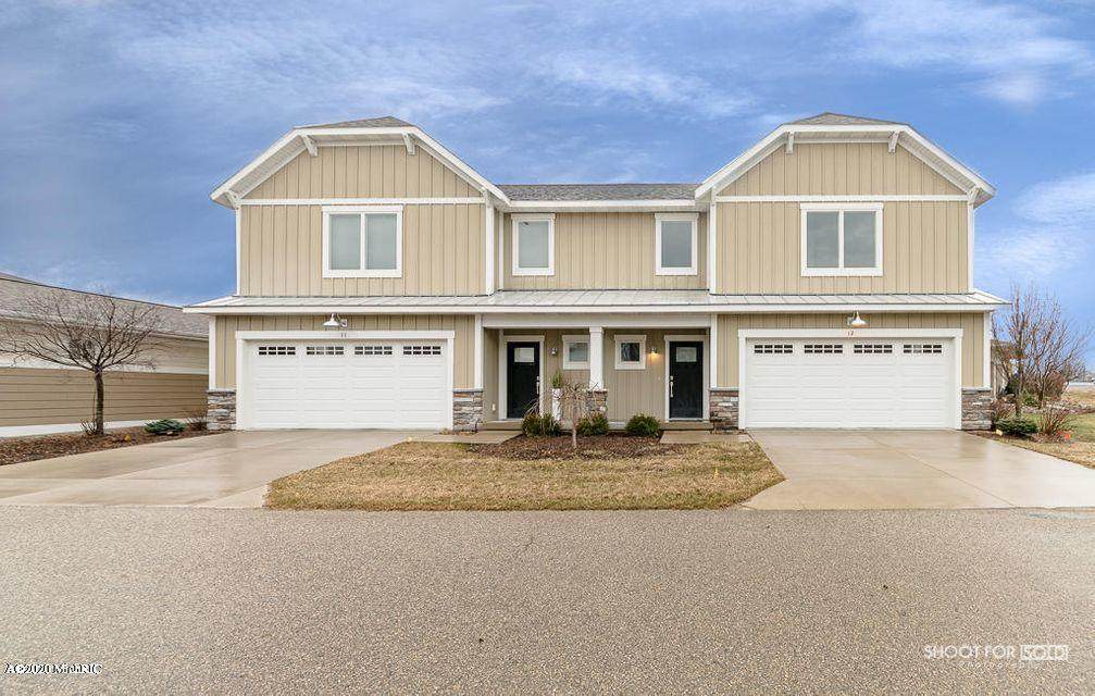 920 Savidge Street - Photo 1