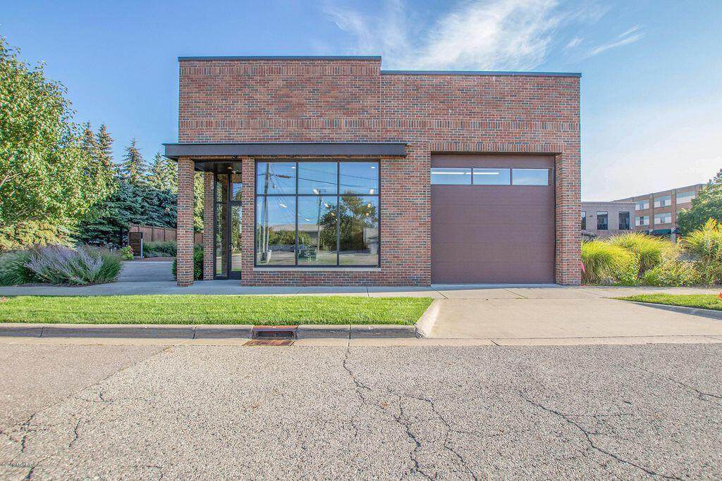 24 W 6th Street - Photo 1