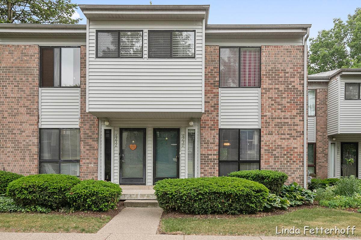 6230 Lincolnshire Court - Photo 1