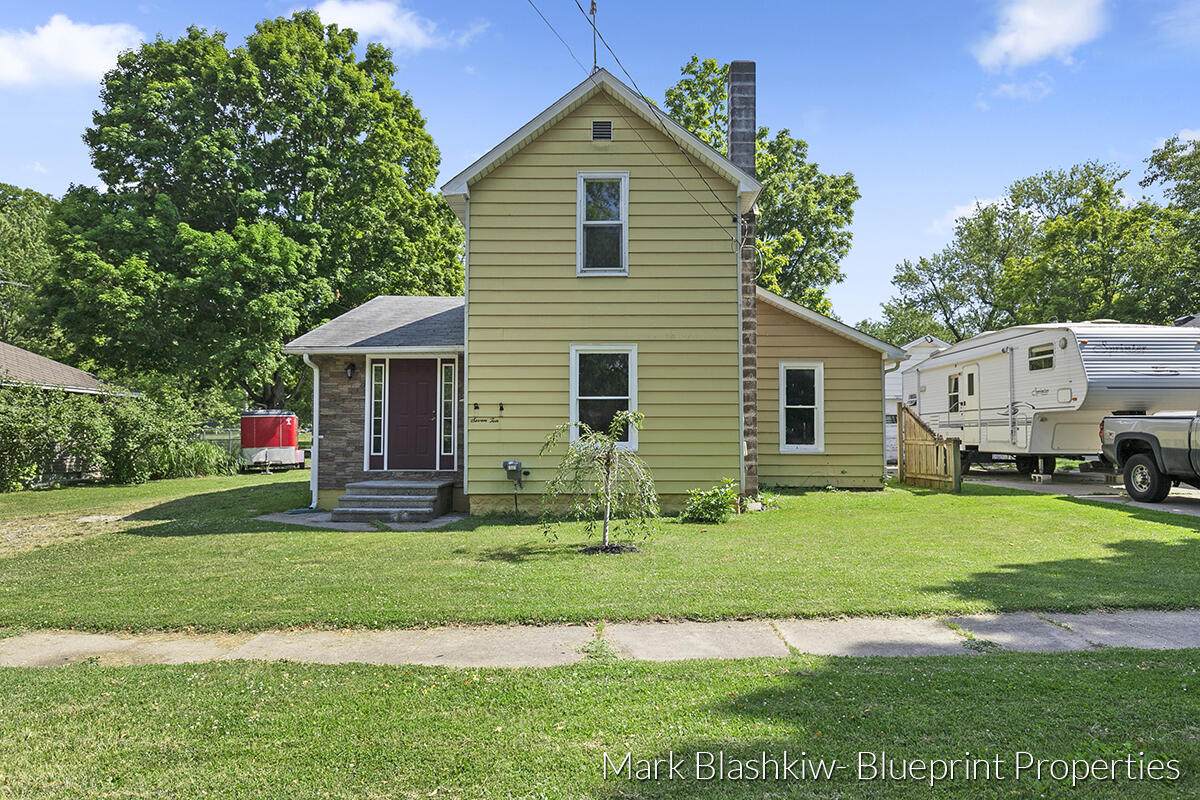 710 Marshall Street - Photo 1