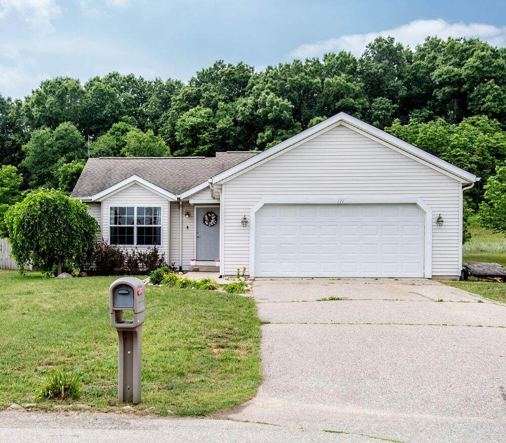 127 Grandview - Photo 1