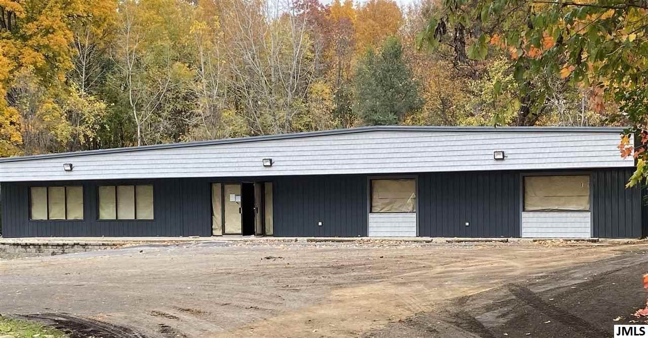 4200 Spring Arbor Rd - Photo 1
