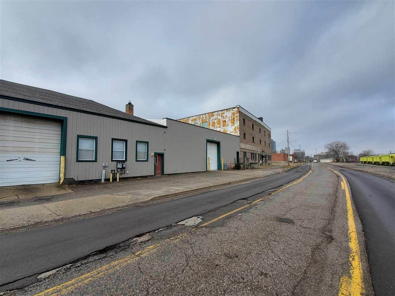 529 Washington Ave - Photo 1